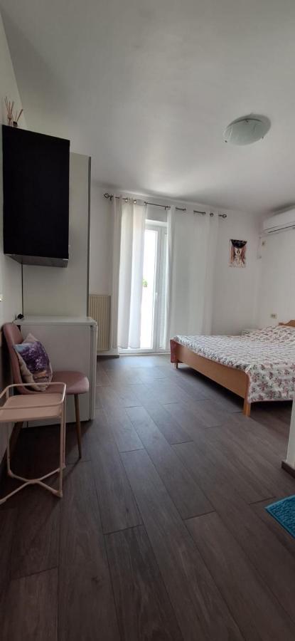 Apartments Villa Milenka Novalja Extérieur photo